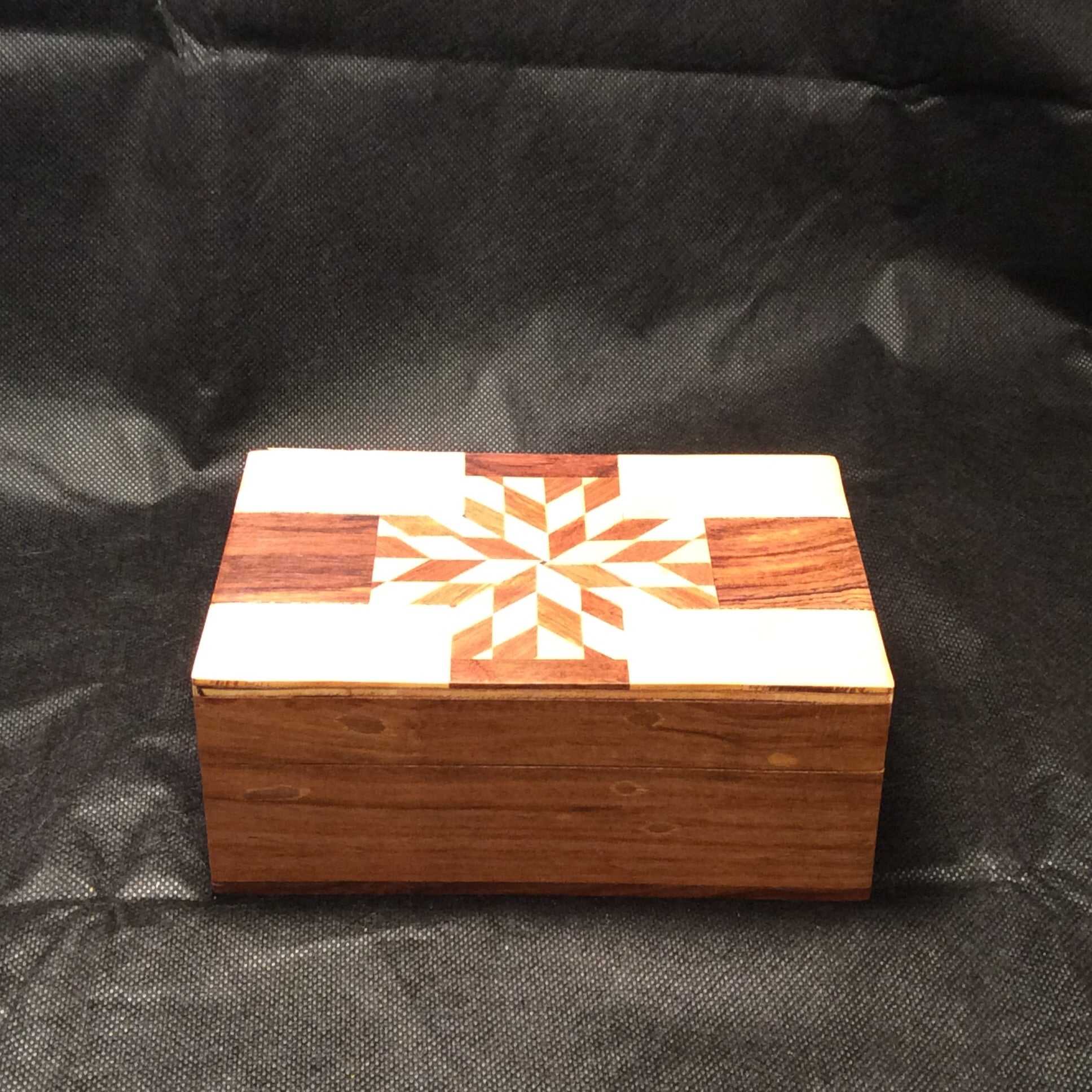 Wood Box 4x6 Geometric Inlaid